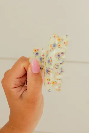 Elsie Floral Claw Clip