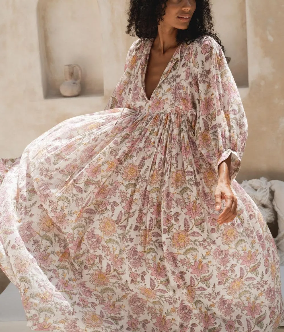 Floral Print Boho Puff Sleeve Maxi Dresses Flowy V Neck Sundresses for Women Ruffle Smocked Tiered Loose Long Dresses