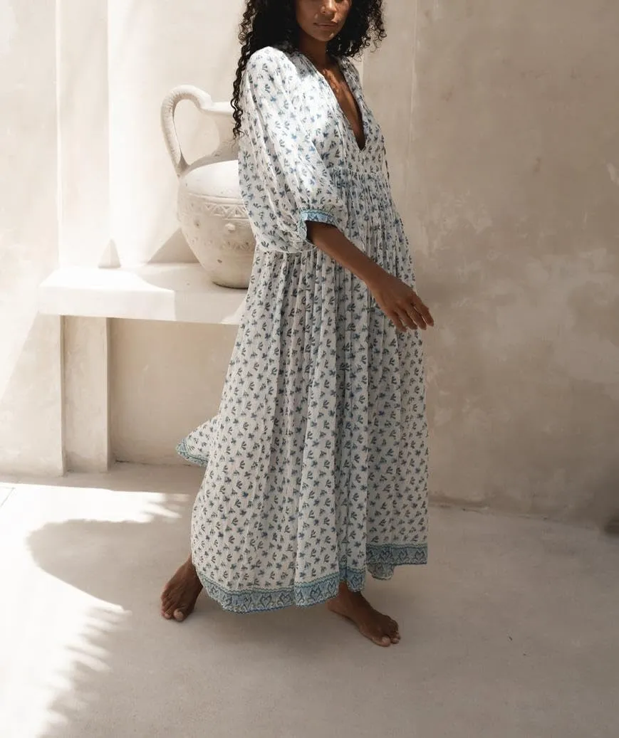 Floral Print Boho Puff Sleeve Maxi Dresses Flowy V Neck Sundresses for Women Ruffle Smocked Tiered Loose Long Dresses