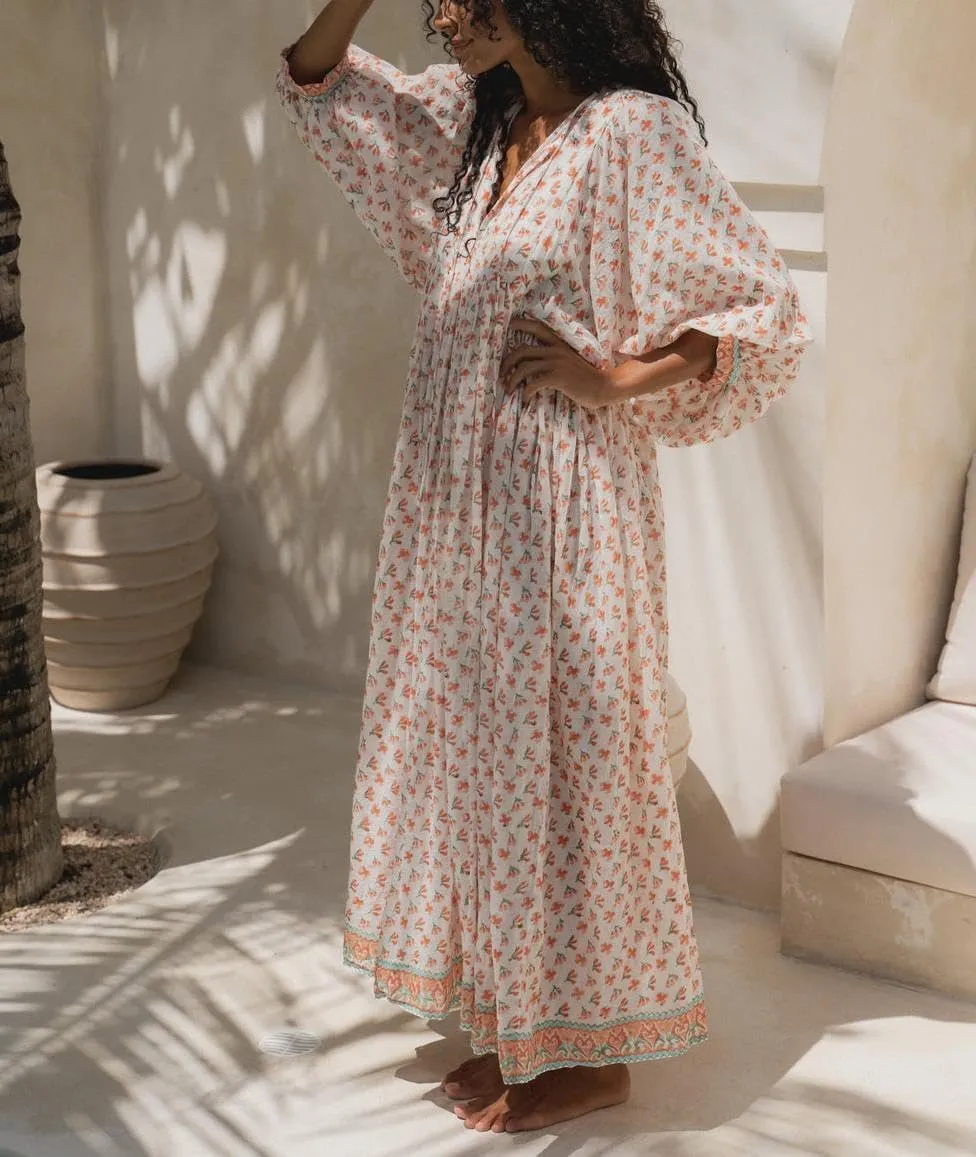 Floral Print Boho Puff Sleeve Maxi Dresses Flowy V Neck Sundresses for Women Ruffle Smocked Tiered Loose Long Dresses