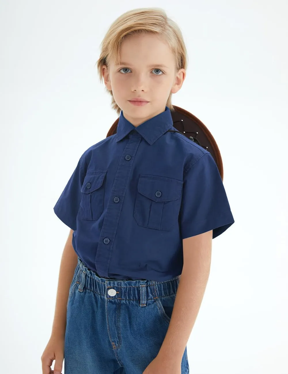 Spring&Gege Boys' Short Sleeve Button Down Shirts for Kids Woven Solid with Two Pockets