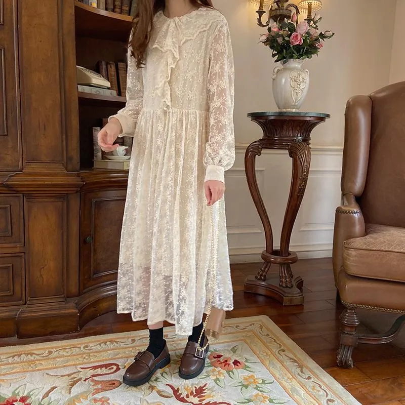 Women's A-line Lace Peter Pan Collar Dress